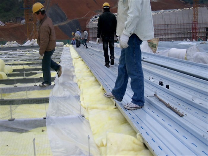 华蓥安吉县体育馆网架